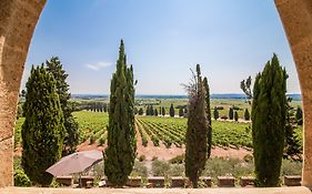 Hostellerie Du Chateau Des Fines Roches